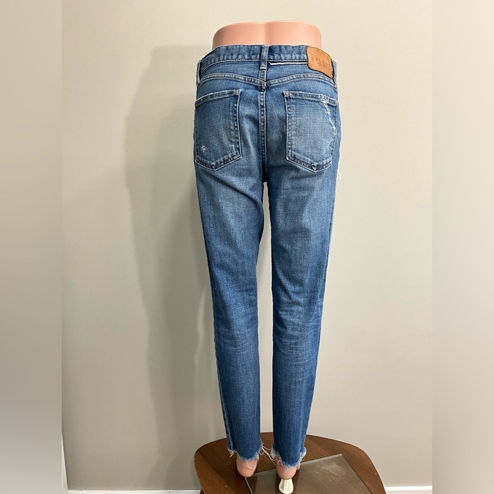 MOUSSY VINTAGE Saab Skinny Jeans Distressed Raw Hem Light Wash Size 28